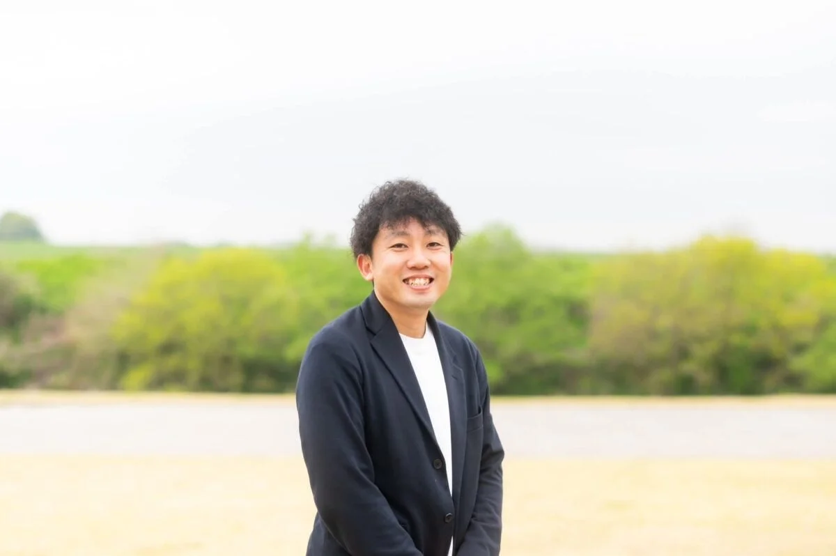 林和輝氏