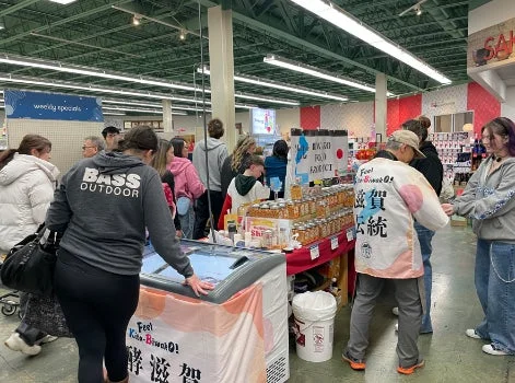 アメリカ・ポートランドのスーパーマーケットでの滋賀県産食品プロモーションイベントの様子