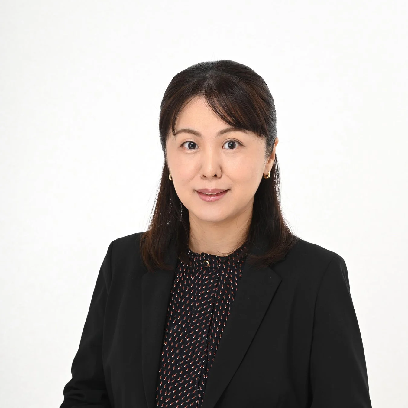 中村真衣氏
