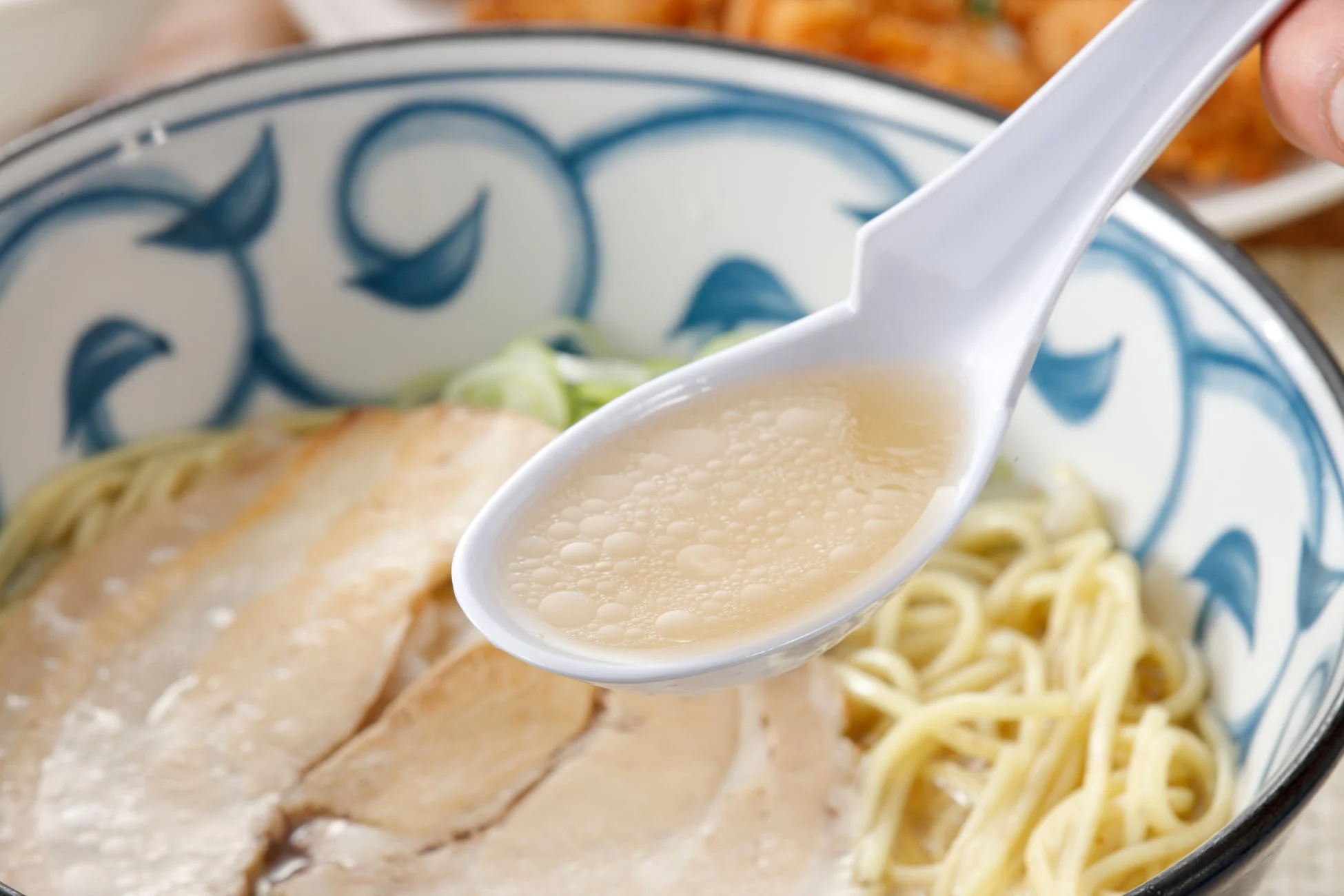 牛骨スープ