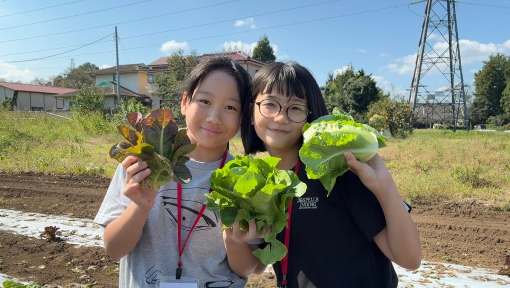 親子で学ぶ「食」と「農」！ 日本最適化栄養食協会が親子の「収穫＆工場見学バスツアー」をサポート