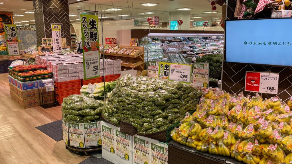 選別すれば大半はおいしく食べられる。コープこうべが丹波黒黒大豆の規格外枝豆を数量限定で店頭へ
